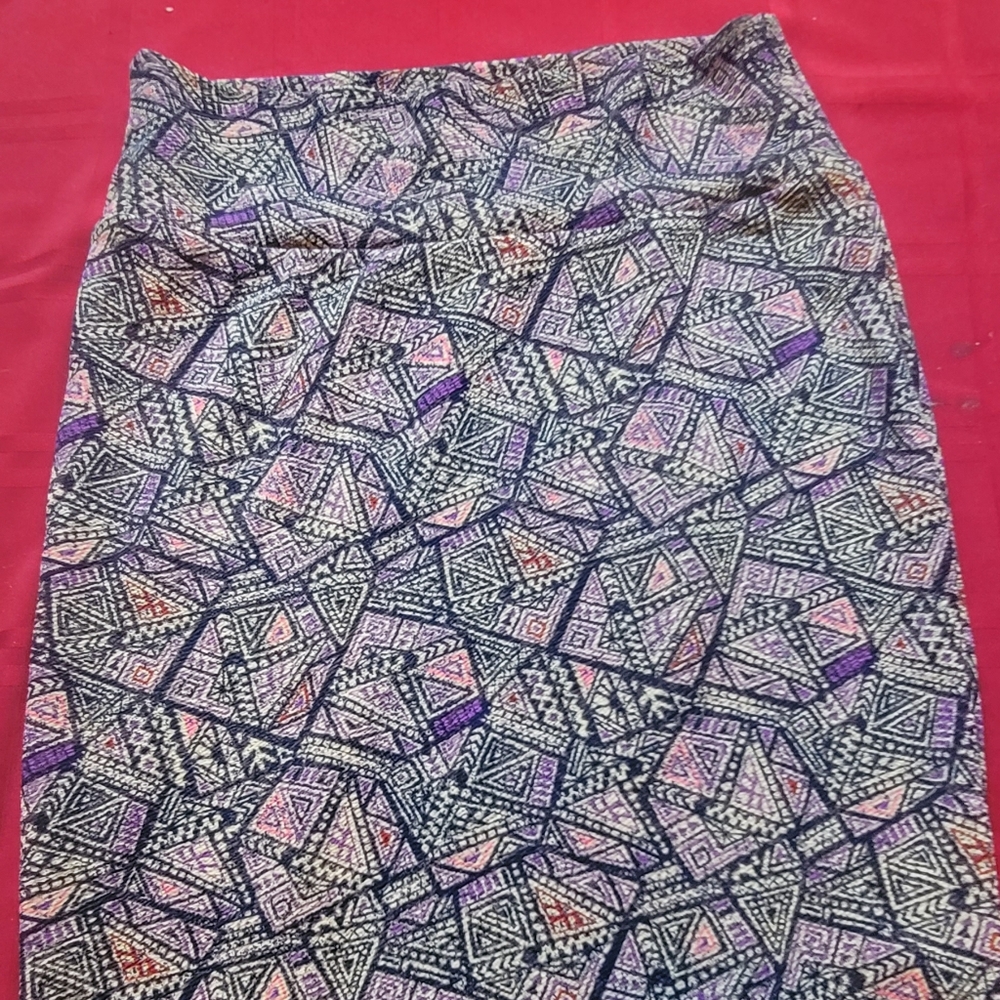 Lularoe skirt